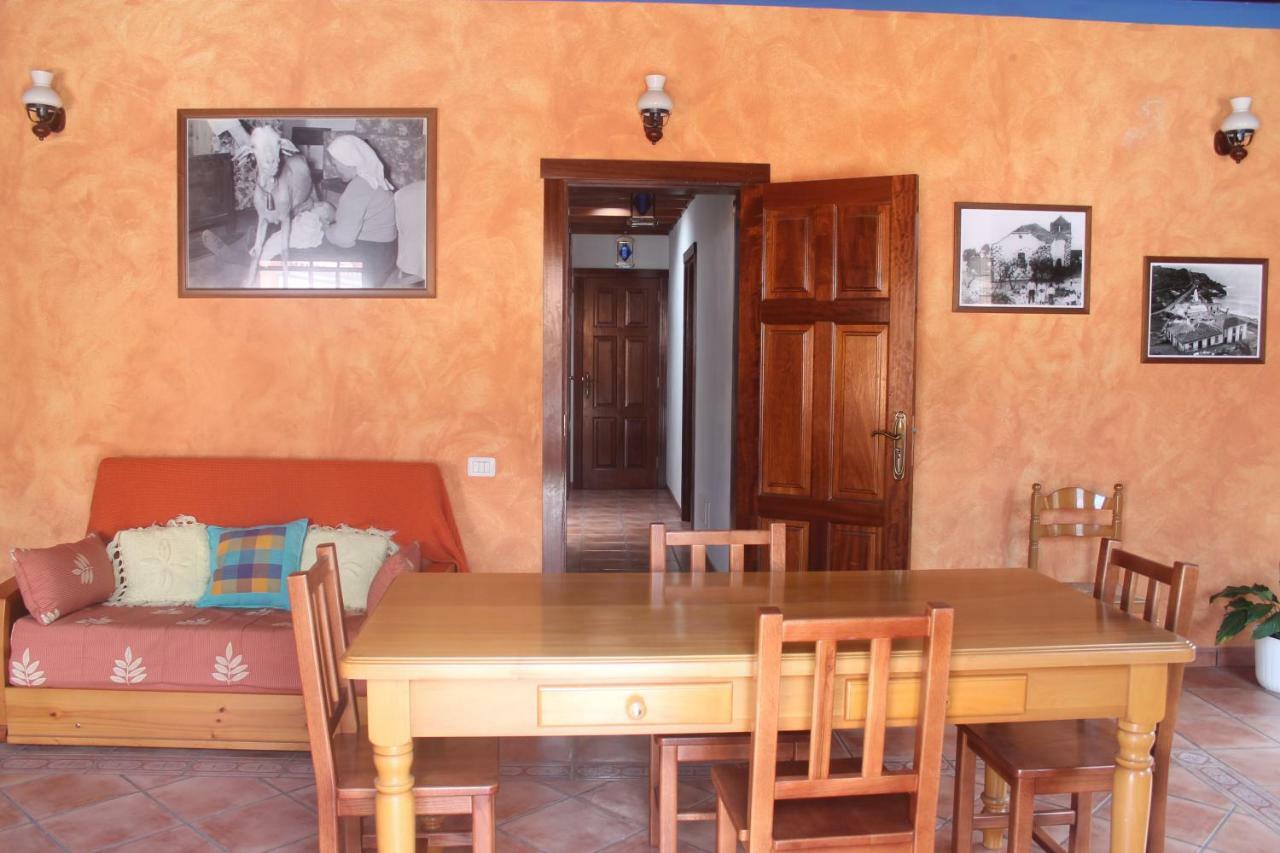 La Casa Del Abuelo Villa Los Sauces Exteriör bild
